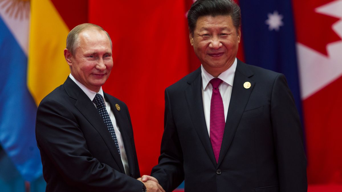 Rusko požádalo Čínu o vojenskou pomoc, píšou FT
